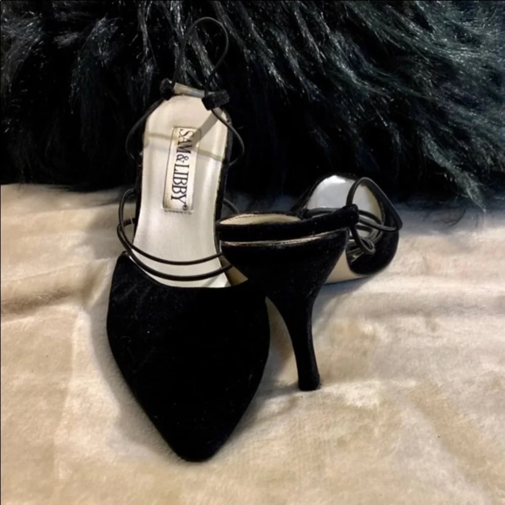 Sam & Libby Heels - Picture 2 of 4